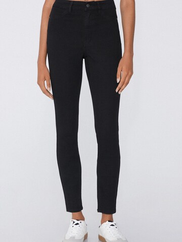 Tezenis Skinny Jeans in Black: front