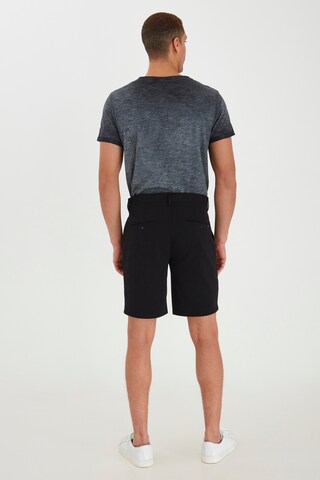Casual Friday - Regular Calças com pregas 'JANIS' em preto