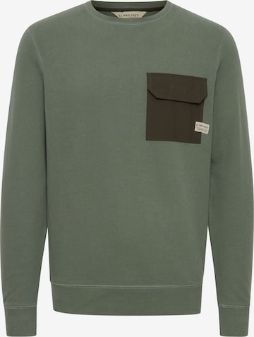 11 Project Sweater 'Pelle' in Green: front