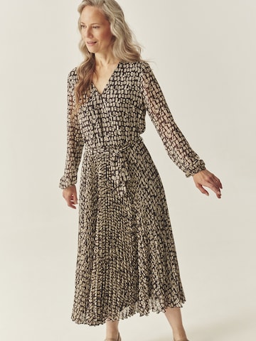 TATUUM Obleka | rjava barva: sprednja stran