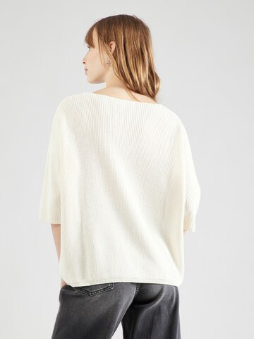 SOAKED IN LUXURY Sweater 'Tuesday' in White