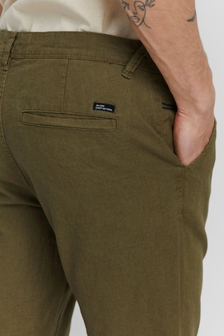 BLEND Regular Chino Pants in Brown