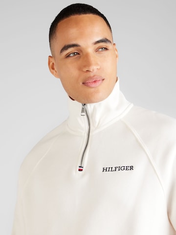 TOMMY HILFIGER - Sudadera en blanco