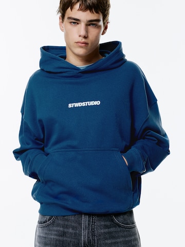Sweat-shirt 'STWD STUDIO' Pull&Bear en bleu