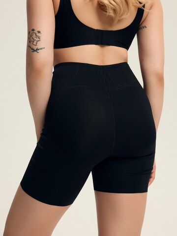 ESOTIQ Shaping Slip in Black