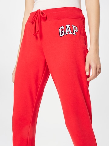 Effilé Pantalon GAP en rouge