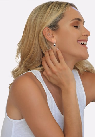 Nenalina Oorbellen in Grijs: voorkant