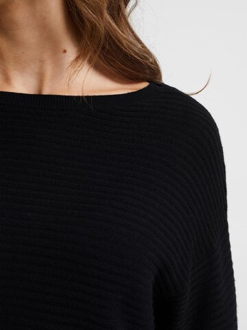 WE Fashion Sweater in Black