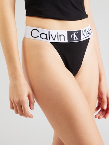 Calvin Klein Underwear Normální Tanga – černá: přední strana