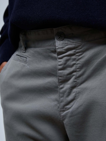 Scalpersregular Chino hlače - siva boja