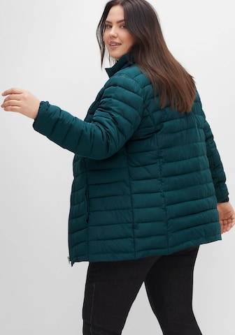 SHEEGO Between-Season Jacket in Green