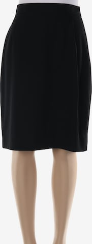 AKRIS Skirt in M in Black: front