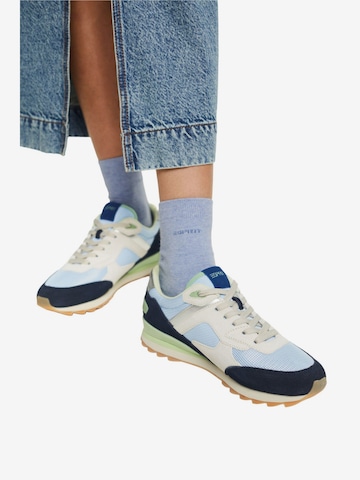 ESPRIT Sneakers laag in Blauw: voorkant