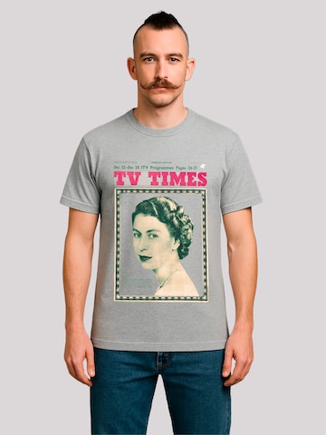 T-Shirt 'TV Times Queen Elizabeth II 1957 Cover' F4NT4STIC en gris : devant