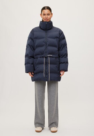 Veste d’hiver rethinkit studios en bleu