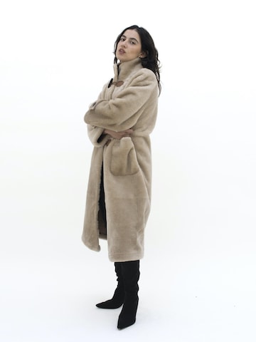 Just things we like - Abrigo de invierno 'FUFU' en beige