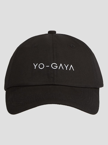 YO-GAYA Sportpet 'Cap' in Zwart: voorkant