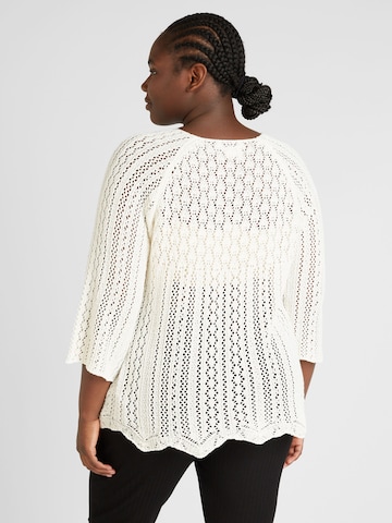 ONLY Carmakoma - Pullover 'Nola' em branco