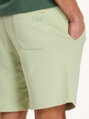 Shiwi - regular Pantalón 'Steve' en verde