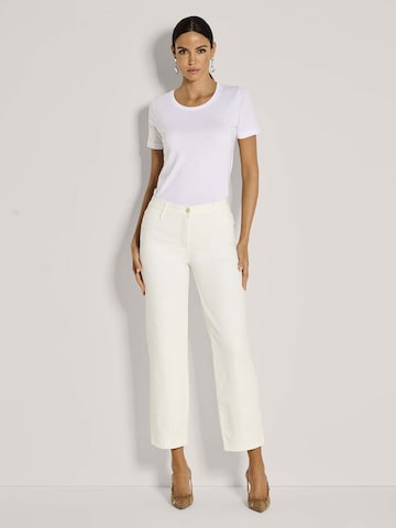 Regular Jean MADELEINE en blanc