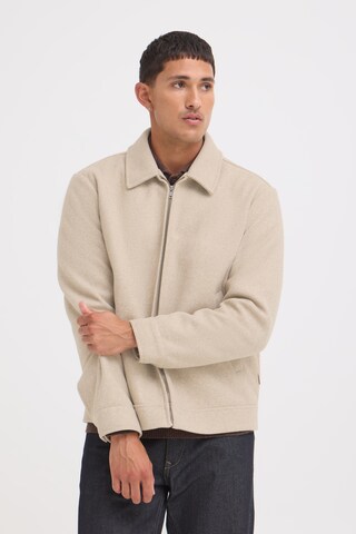 BLEND Välikausitakki 'BHGARVIE' värissä beige: etupuoli