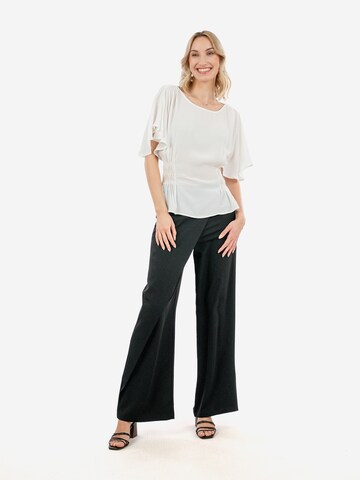 Suri Frey Blouse ' SFY Freyday ' in White: front