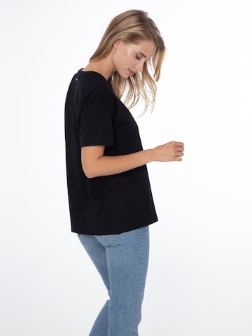 PROTEST Shirt 'PRTSIRES' in Black: front