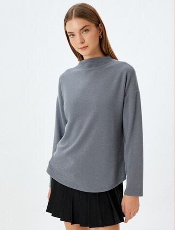 Koton Sweatshirt in Grijs: voorkant