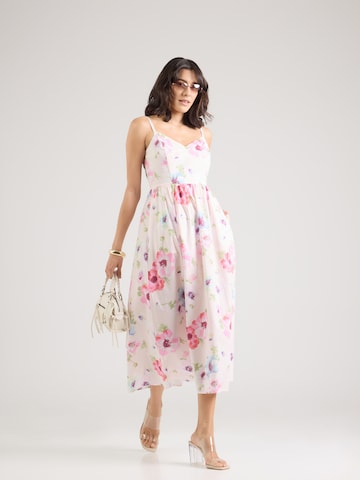 Rochie de la GAP pe roz