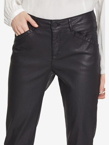 Betty & Co Slim fit Pants in Black