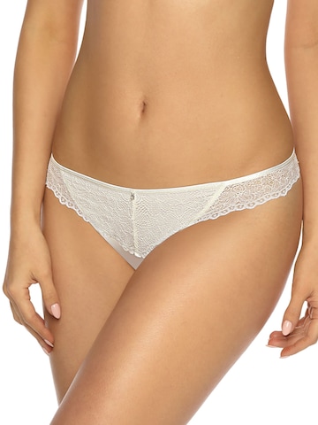 VIANIA Thong 'Leni' in Beige: front