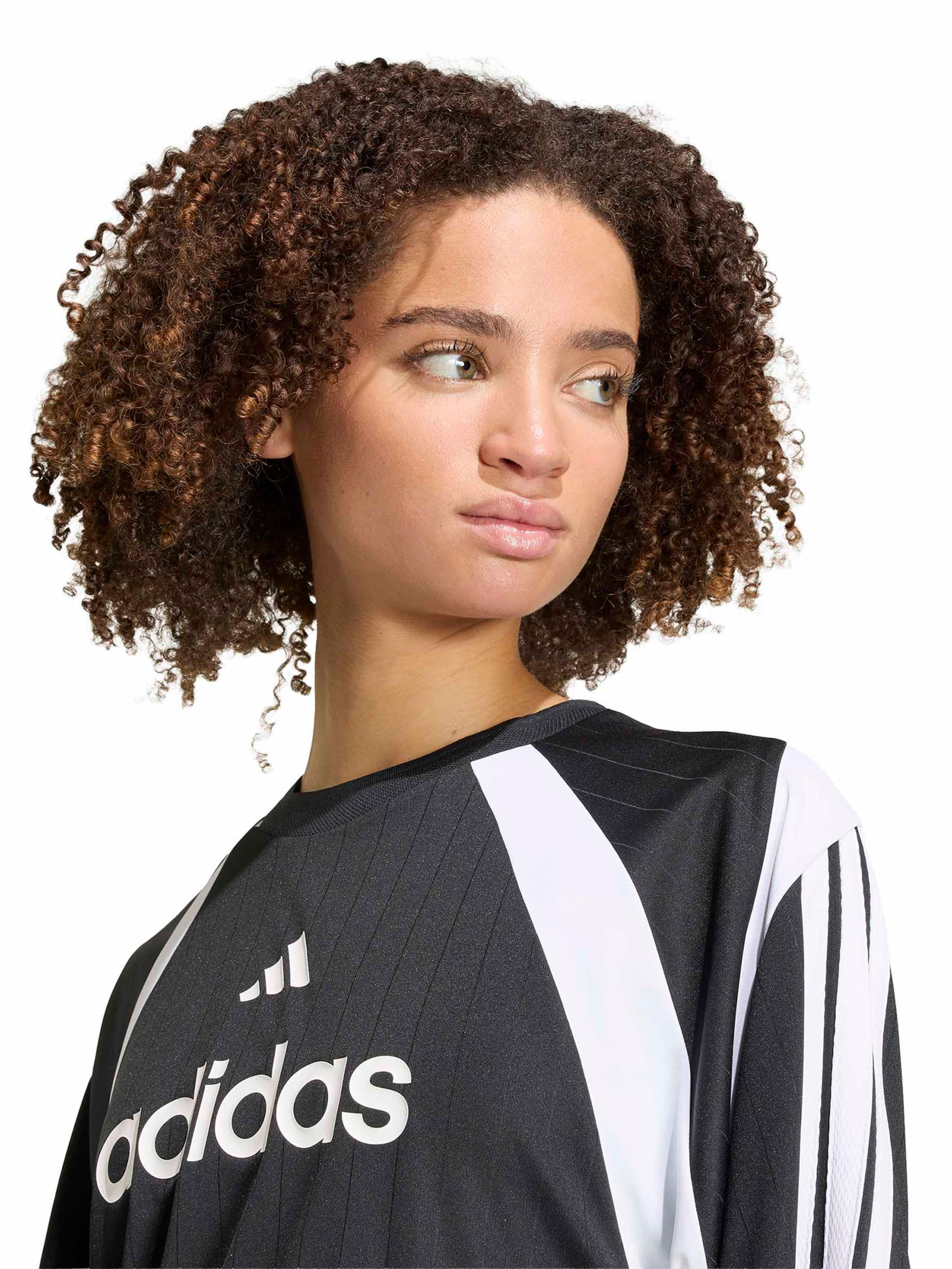 ADIDAS SPORTSWEAR Toiminnallinen paita 'TIRO' värissä musta