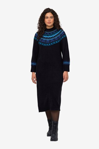 Ulla Popken Knitted dress in Blue: front