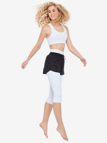 Winshape Slimfit Παντελόνι φόρμας 'HWL212C' σε λευκό