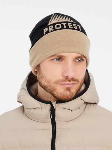 PROTEST Muts 'PRTJETSON' in Zwart: voorkant