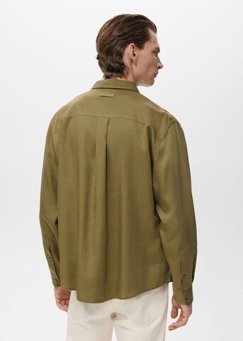 MANGO MAN Regular fit Button Up Shirt 'Augusto' in Green
