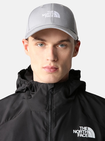 THE NORTH FACE Athletic Cap in Grey: front