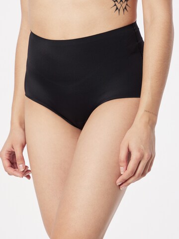 Lindex Boyshorts in Black: front