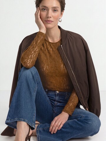 Maglietta di Rich & Royal in marrone