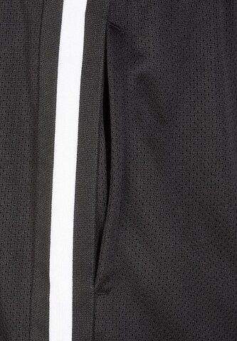 Loosefit Pantaloni di Urban Classics in nero