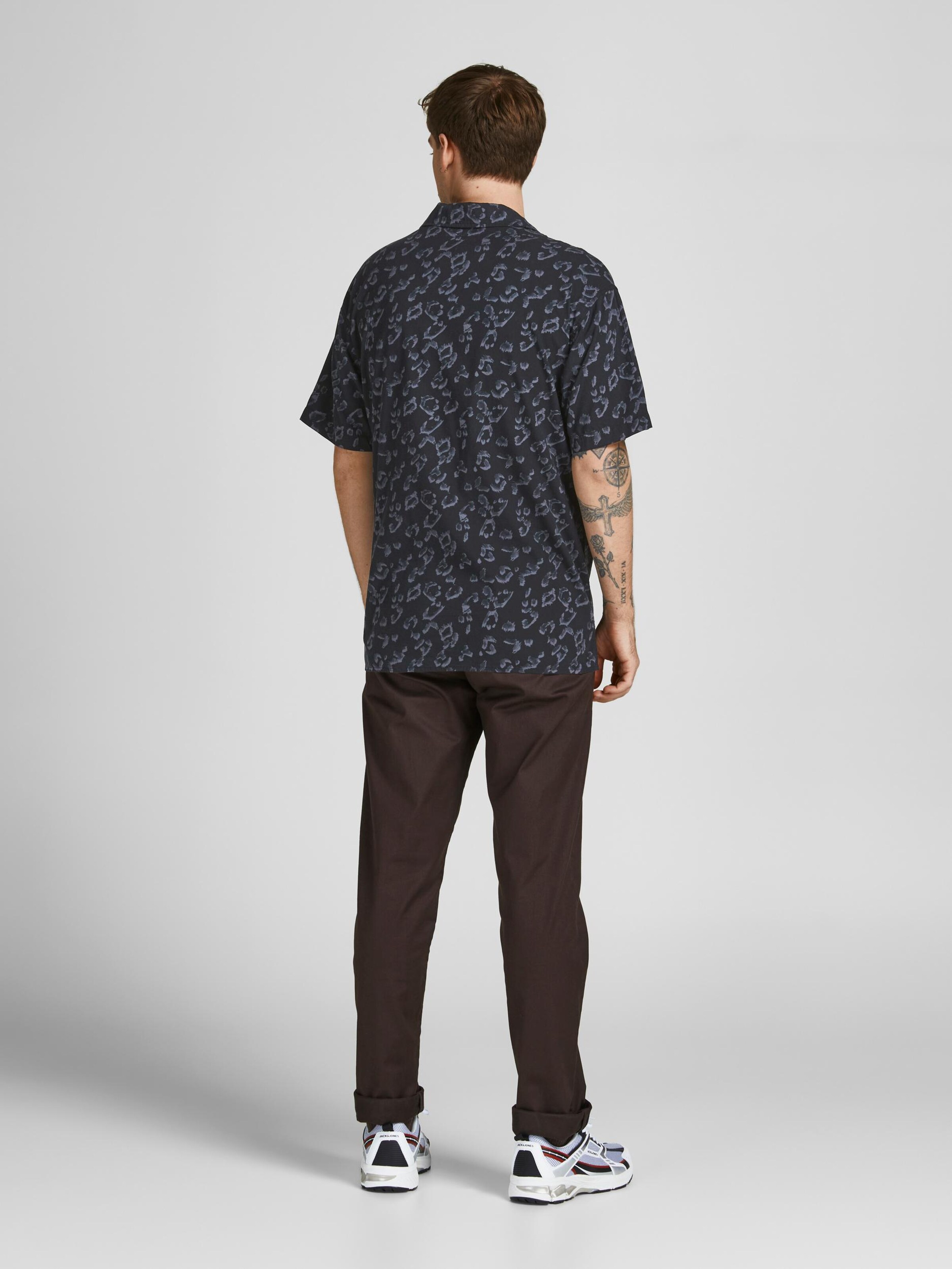 Männer Hemden JACK & JONES Hemd in Schwarz - DL12144 Männer Hemden JACK & JONES Hemd in Schwarz - DL12144