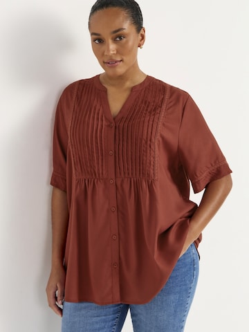 Cellbes of Sweden Tunic in Red: front