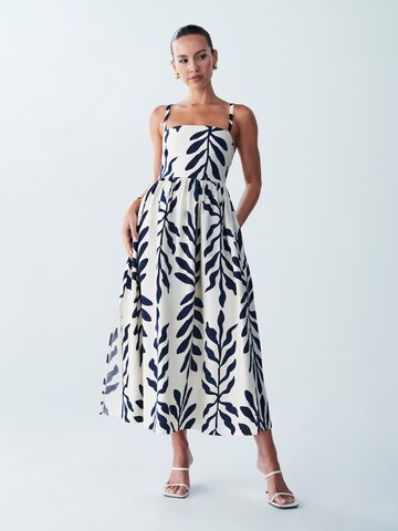 St MRLO Kleid 'LANAH' in Blau: Vorderseite
