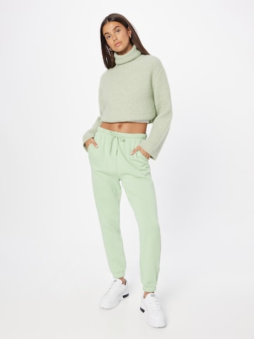 PIECES Tapered Pants 'CHILLI' in Green