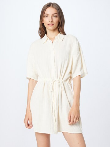 Robe-chemise NLY by Nelly en beige : devant