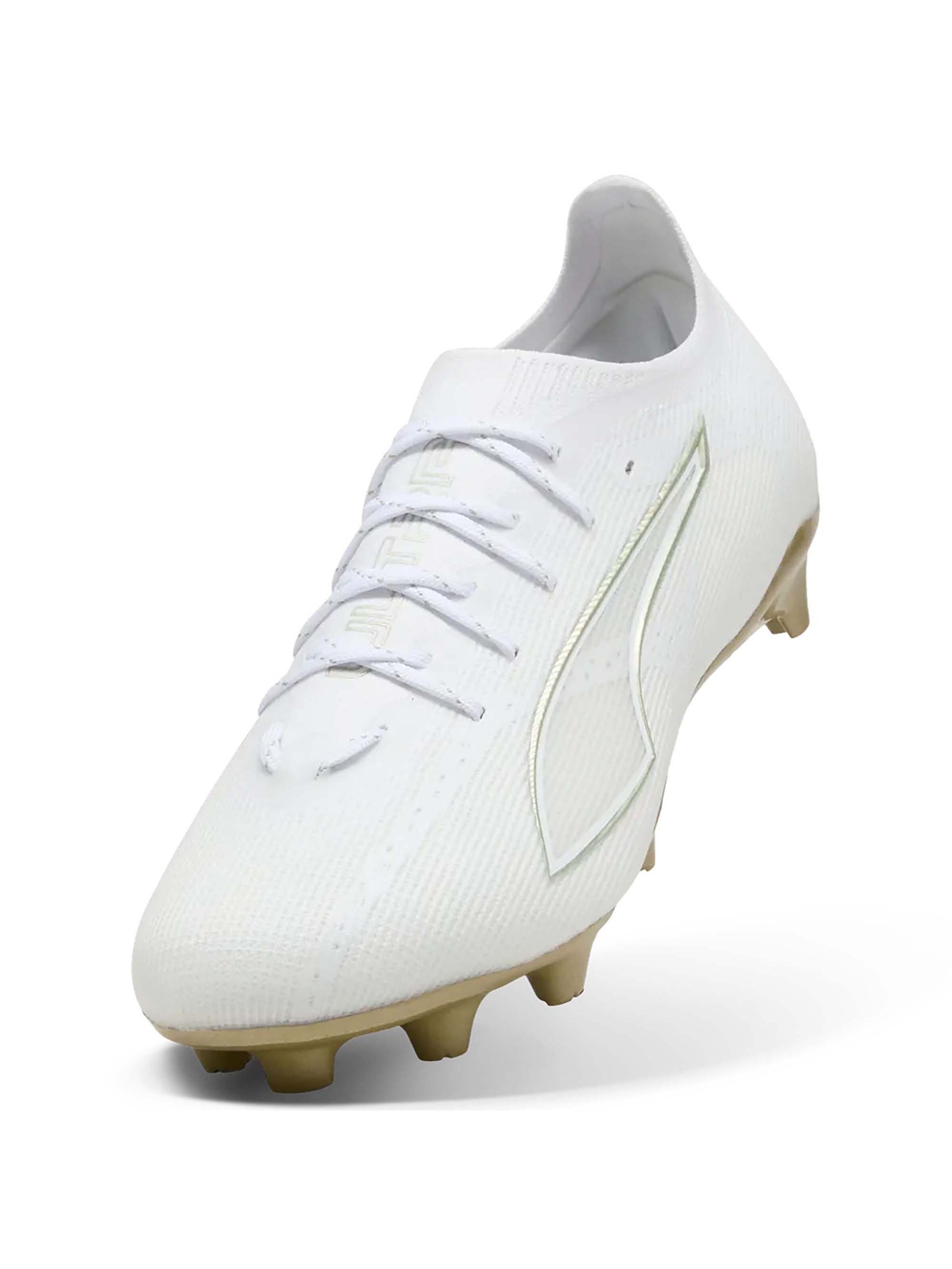 PUMA Voetbalschoen 'ULTRA 6 PRO FG/AG' in Wit
