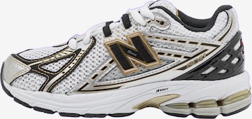 new balance Trainers '1906' in White: front