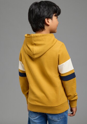 SCOUT Sweatshirt in Gelb