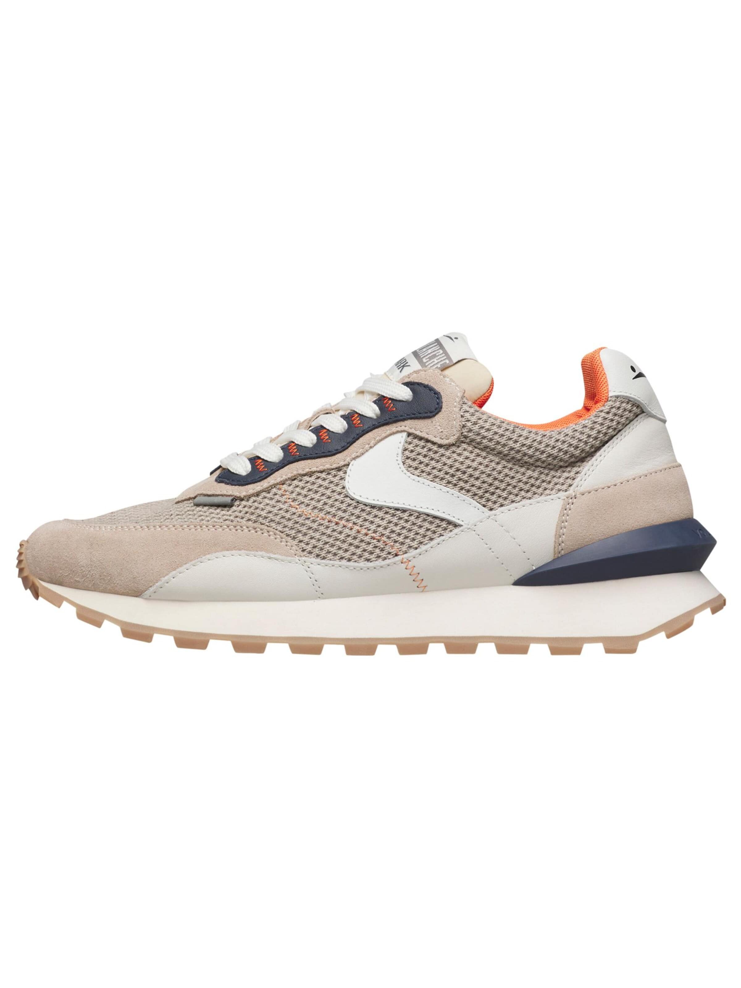Voile blanche Sneakers laag 'QWARK HYPE MAN.' in 43 in de kleur Wit, Productweergave