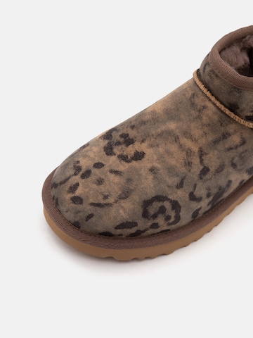 UGG Boots 'Classic Ultra Mini' in Braun